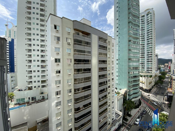 Imagem Apartamento com 3 Quartos à Venda, 130 m² em Centro - Balneário Camboriú