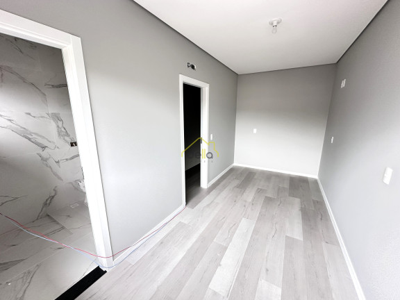 Imagem Casa com 3 Quartos à Venda, 150 m² em Bom Retiro - Joinville Imagem Casa com 3 Quartos à Venda, 150 m² em Bom Retiro - Joinville