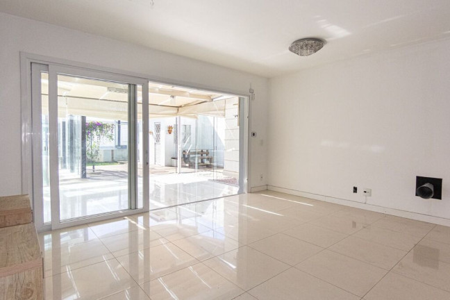 Imagem Casa com 3 Quartos à Venda, 141 m² em Lomba Do Pinheiro - Porto Alegre