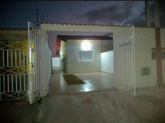 Casa com 2 Quartos à Venda, 60 m² em Balneário Jussara - Mongaguá