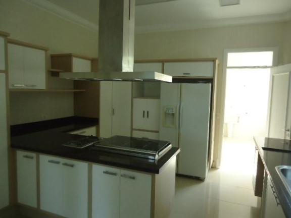 Imagem Casa com 6 Quartos à Venda,  em Alphaville