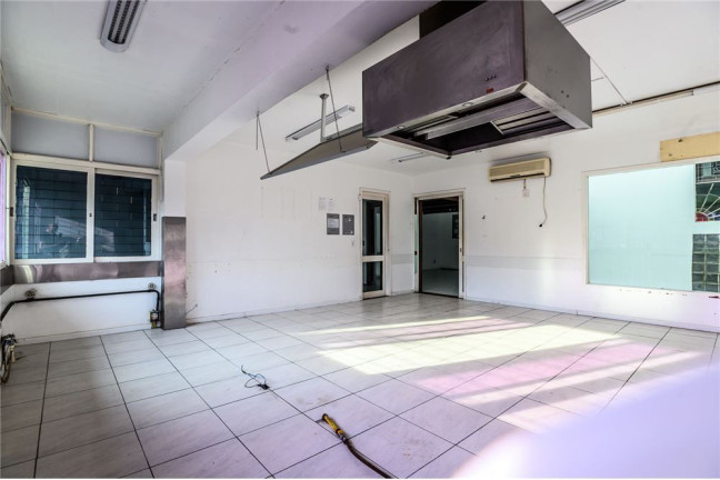 Imagem Casa com 6 Quartos à Venda, em Passo Da Areia - Porto Alegre Imagem Casa com 6 Quartos à Venda, em Passo Da Areia - Porto Alegre