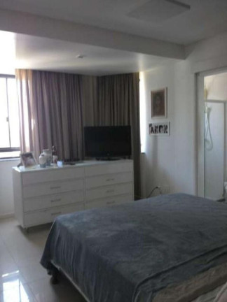 Imagem Apartamento com 3 Quartos à Venda, 135 m² em Itaigara - Salvador