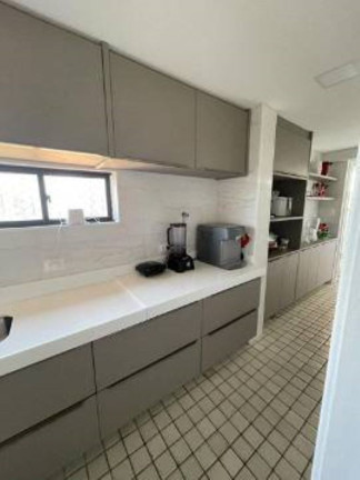 Imagem Apartamento com 4 Quartos à Venda, 220 m²