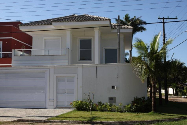 Imagem Casa com 4 Quartos à Venda, em Mongaguá Imagem Casa com 4 Quartos à Venda, em Mongaguá