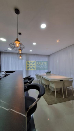 Imagem Casa com 4 Quartos à Venda, 513 m² em Centro - Bombinhas