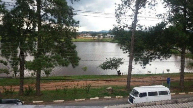 Imagem Casa com 2 Quartos à Venda, 300 m² em Jardim Dos Pinheiros - Atibaia Imagem Casa com 2 Quartos à Venda, 300 m² em Jardim Dos Pinheiros - Atibaia