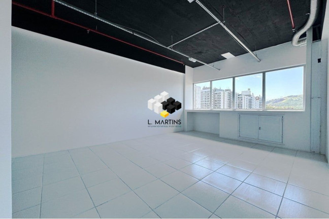 Imagem Sala Comercial à Venda, 35 m² em Jardim Botânico - Porto Alegre Imagem Sala Comercial à Venda, 35 m² em Jardim Botânico - Porto Alegre