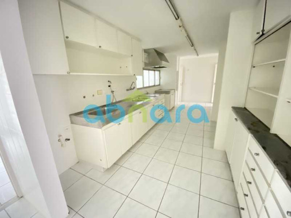 Imagem Apartamento com 4 Quartos à Venda, 350 m² em Copacabana - Rio De Janeiro Imagem Apartamento com 4 Quartos à Venda, 350 m² em Copacabana - Rio De Janeiro