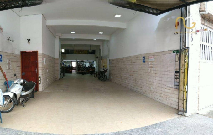 Sobrado com 3 Quartos à Venda, 451 m² em Boqueirão - Praia Grande