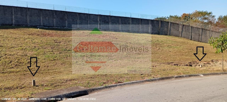 Terreno à Venda, 400 m² em Condominio Cataguá Way - Taubaté