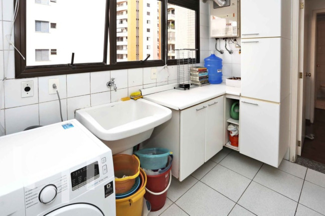 Imagem Apartamento com 3 Quartos à Venda, 156 m² em Moema - São Paulo