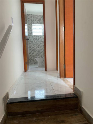 Imagem Sobrado com 2 Quartos à Venda, 60 m² em Nova Mirim - Praia Grande Imagem Sobrado com 2 Quartos à Venda, 60 m² em Nova Mirim - Praia Grande
