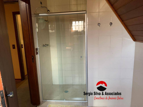 Imagem Casa com 4 Quartos para Alugar, em Alto Do Capivari - Campos Do Jordão Imagem Casa com 4 Quartos para Alugar, em Alto Do Capivari - Campos Do Jordão