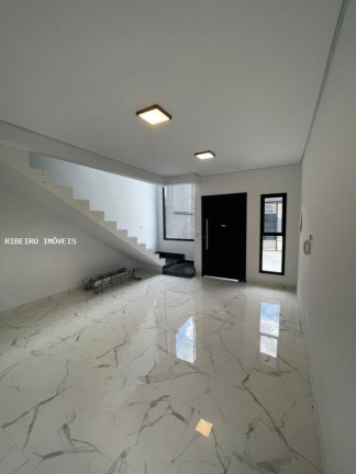 Imagem Casa com 3 Quartos à Venda, 150 m² em Villas Do Jaguari - Santana De Parnaíba Imagem Casa com 3 Quartos à Venda, 150 m² em Villas Do Jaguari - Santana De Parnaíba