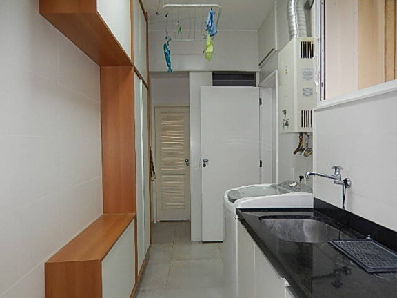 Imagem Apartamento com 3 Quartos à Venda, em Lagoa - Rio De Janeiro Imagem Apartamento com 3 Quartos à Venda, em Lagoa - Rio De Janeiro