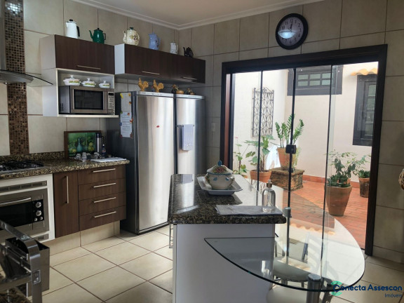 Imagem Sobrado com 4 Quartos à Venda, em Residencial Amazonas - Franca Imagem Sobrado com 4 Quartos à Venda, em Residencial Amazonas - Franca