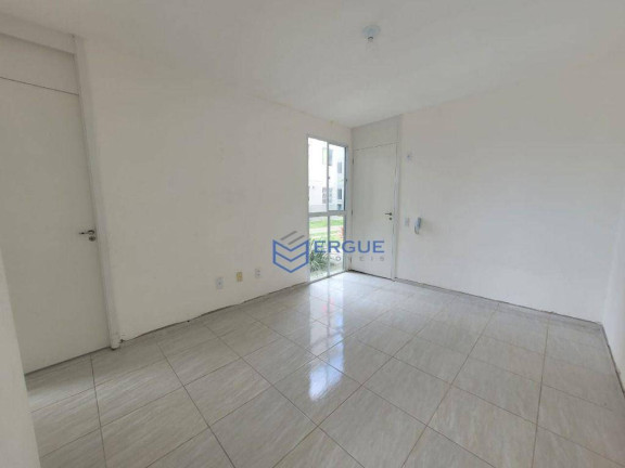 Imagem Apartamento com 2 Quartos para Alugar, 45 m² em Caucaia - Caucaia