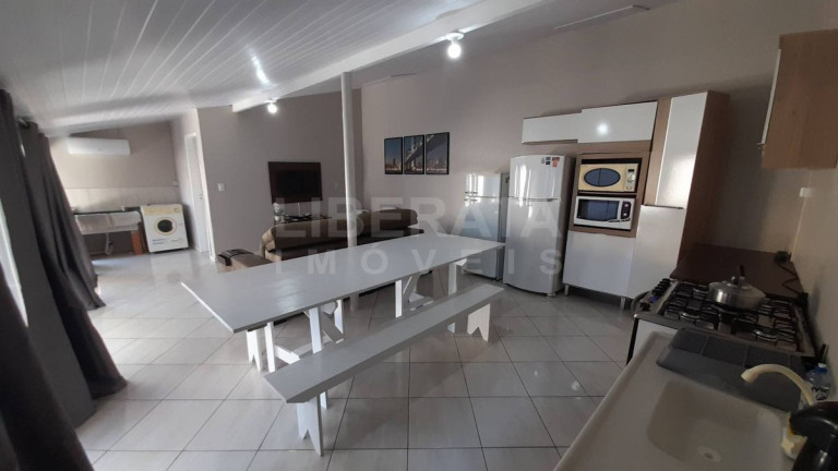 Imagem Casa com 3 Quartos à Venda, 143 m² em Meia Praia - Navegantes Imagem Casa com 3 Quartos à Venda, 143 m² em Meia Praia - Navegantes