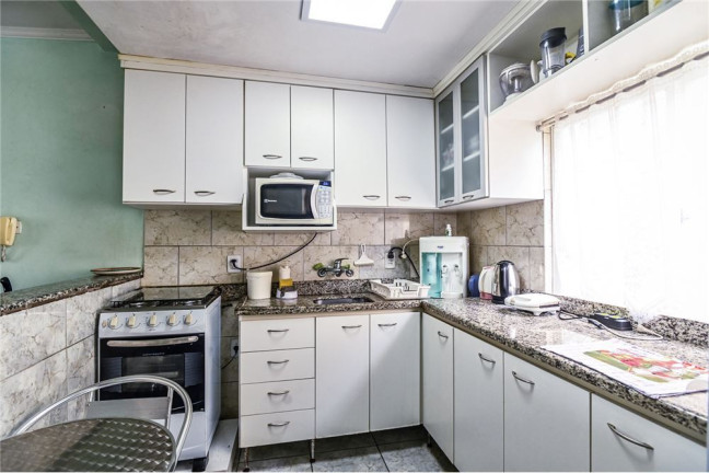 Imagem Casa com 2 Quartos à Venda, 149 m² em Passo Da Areia - Porto Alegre Imagem Casa com 2 Quartos à Venda, 149 m² em Passo Da Areia - Porto Alegre