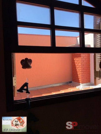 Imagem Casa com 3 Quartos à Venda, 180 m² em Jardim Las Vegas - Santo André Imagem Casa com 3 Quartos à Venda, 180 m² em Jardim Las Vegas - Santo André