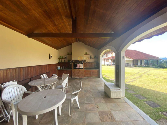 Imagem Casa com 5 Quartos à Venda, 2.400 m² em Iucas - Teresópolis Imagem Casa com 5 Quartos à Venda, 2.400 m² em Iucas - Teresópolis