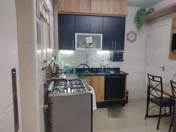 Imagem Apartamento com 3 Quartos à Venda, 158 m² em Icaraí - Niterói