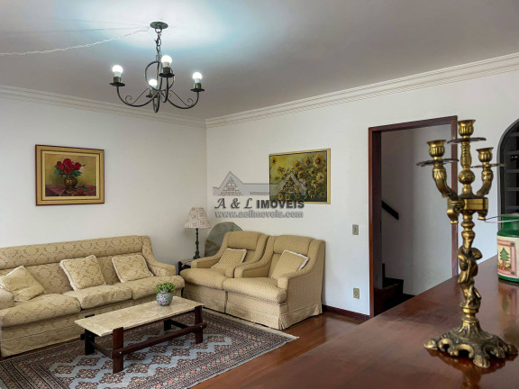 Imagem Casa com 4 Quartos à Venda, 315 m² em Vila Capivari - Campos Do Jordão