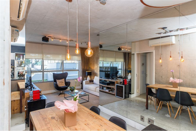 Imagem Apartamento com 2 Quartos à Venda, 70 m² em Jardim Das Acácias - São Paulo