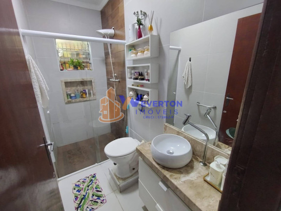Imagem Casa com 2 Quartos à Venda, 126 m² em Jd. Santana - Mongaguá