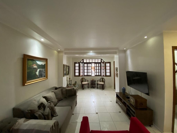 Imagem Casa com 3 Quartos à Venda, 145 m² em Gonzaga - Santos Imagem Casa com 3 Quartos à Venda, 145 m² em Gonzaga - Santos
