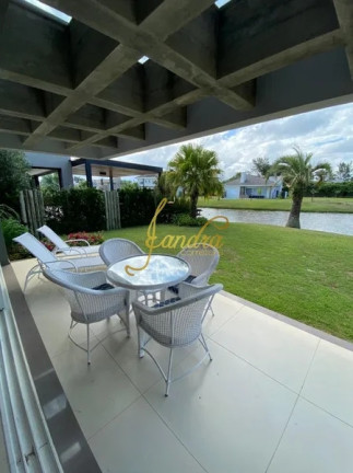 Imagem Casa de Condomínio com 5 Quartos à Venda, 332 m² em Atlantida - Xangri-la