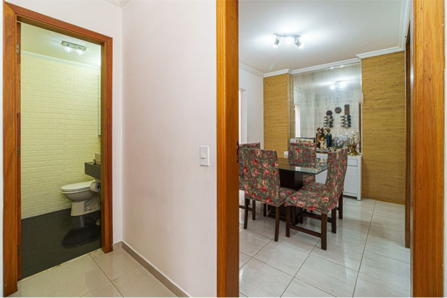 Imagem Casa com 4 Quartos à Venda, em Jardim Londrina - São Paulo Imagem Casa com 4 Quartos à Venda, em Jardim Londrina - São Paulo