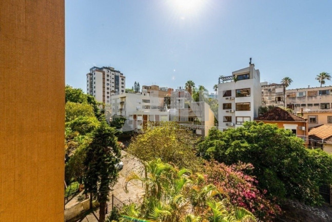 Imagem Imóvel com 2 Quartos à Venda, 116 m² em Petrópolis - Porto Alegre Imagem Imóvel com 2 Quartos à Venda, 116 m² em Petrópolis - Porto Alegre