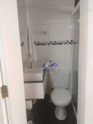 Imagem Sobrado com 3 Quartos à Venda, 200 m² em Jardim Tupanci - Barueri Imagem Sobrado com 3 Quartos à Venda, 200 m² em Jardim Tupanci - Barueri