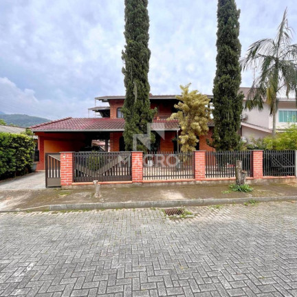 Imagem Casa com 3 Quartos à Venda, 166 m² em Ilha Da Figueira - Jaraguá Do Sul