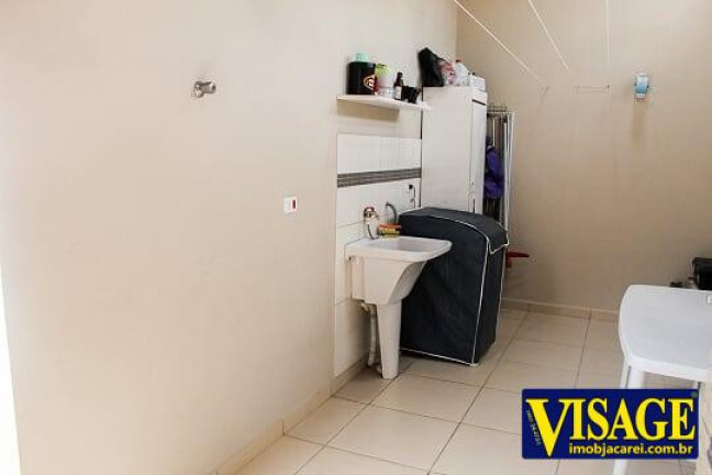 Imagem Casa com 2 Quartos à Venda,  em Jd. St. Marina - Jacareí