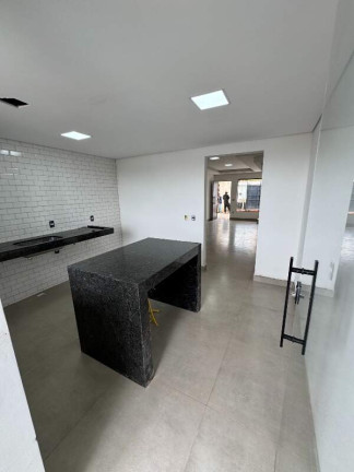 Imagem Imóvel com 3 Quartos à Venda, 132 m² em Liberdade - Santa Luzia
