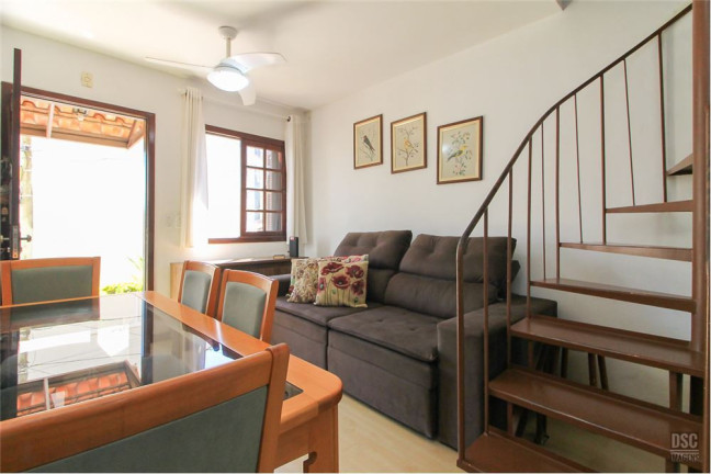 Imagem Casa com 3 Quartos à Venda,  em Vila Nova - Porto Alegre