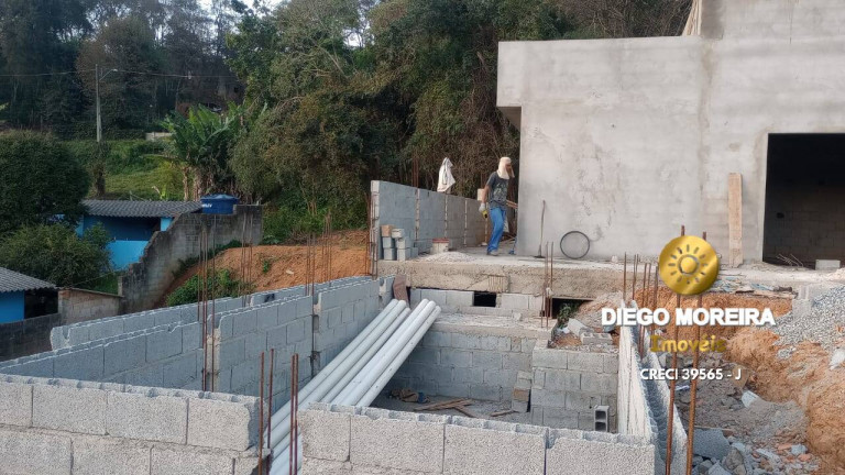 Imagem Casa com 3 Quartos à Venda, 300 m² em Terra Preta - Mairiporã Imagem Casa com 3 Quartos à Venda, 300 m² em Terra Preta - Mairiporã