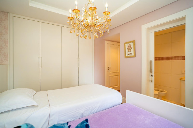 Imagem Apartamento com 3 Quartos à Venda, 350 m² em água Verde - Curitiba