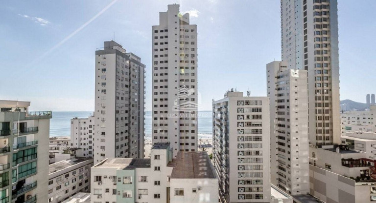 Imagem Apartamento com 3 Quartos à Venda, 143 m² em Centro - Balneário Camboriú