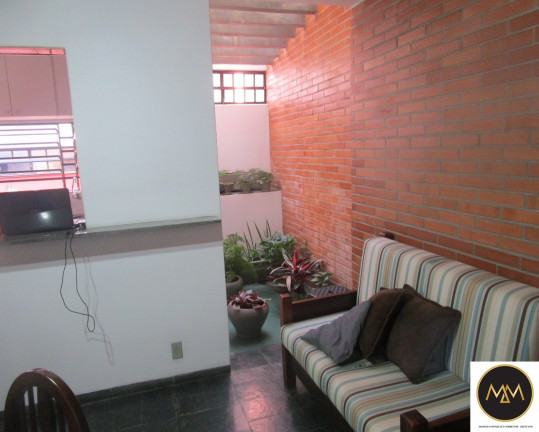 Imagem Casa com 3 Quartos à Venda, em Indianópolis - São Paulo Imagem Casa com 3 Quartos à Venda, em Indianópolis - São Paulo