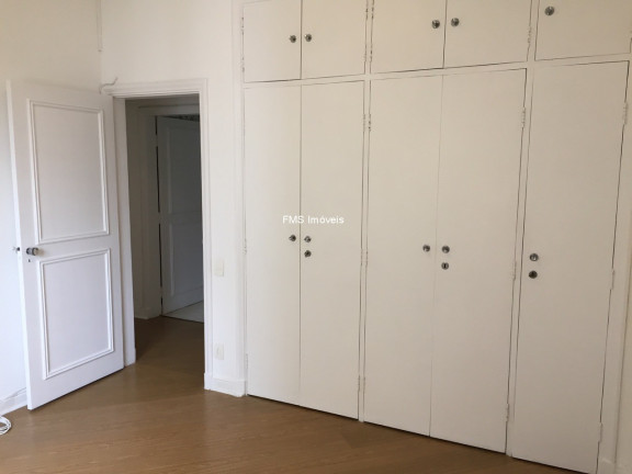 Imagem Imóvel com 2 Quartos à Venda, 135 m² em Cerqueira César - São Paulo Imagem Imóvel com 2 Quartos à Venda, 135 m² em Cerqueira César - São Paulo