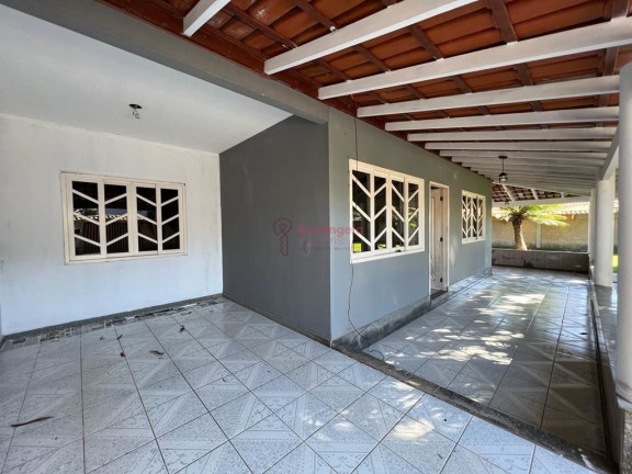 Imagem Casa com 3 Quartos à Venda, 720 m² em Ponta Da Fruta - Vila Velha Imagem Casa com 3 Quartos à Venda, 720 m² em Ponta Da Fruta - Vila Velha