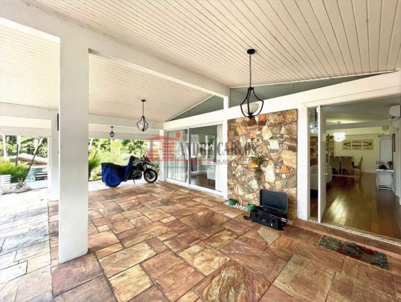 Imagem Casa com 4 Quartos à Venda, 850 m² em Vila Santo Antônio - Cotia Imagem Casa com 4 Quartos à Venda, 850 m² em Vila Santo Antônio - Cotia