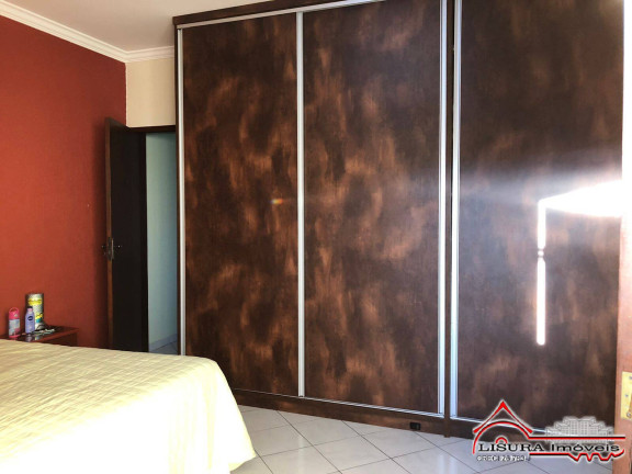 Imagem Casa com 3 Quartos à Venda, 235 m² em Loteamento Villa Branca - Jacareí