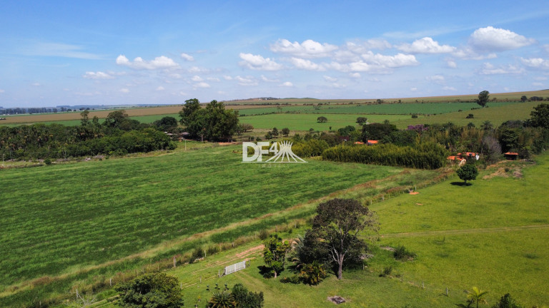 Imagem Imóvel com 16 Quartos à Venda, 4.400 m² em Planaltina - Brasília Imagem Imóvel com 16 Quartos à Venda, 4.400 m² em Planaltina - Brasília