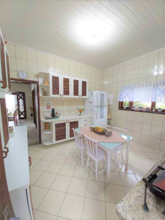 Imagem Casa com 3 Quartos à Venda, 450 m² em Horta Florestal - Ubatuba Imagem Casa com 3 Quartos à Venda, 450 m² em Horta Florestal - Ubatuba
