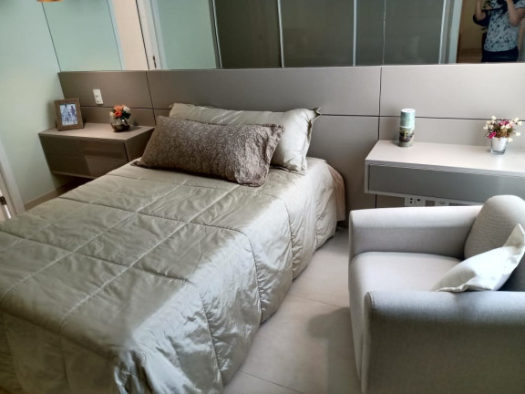 Imagem Imóvel com 3 Quartos à Venda, 96 m² em Praia Da Costa - Vila Velha Imagem Imóvel com 3 Quartos à Venda, 96 m² em Praia Da Costa - Vila Velha